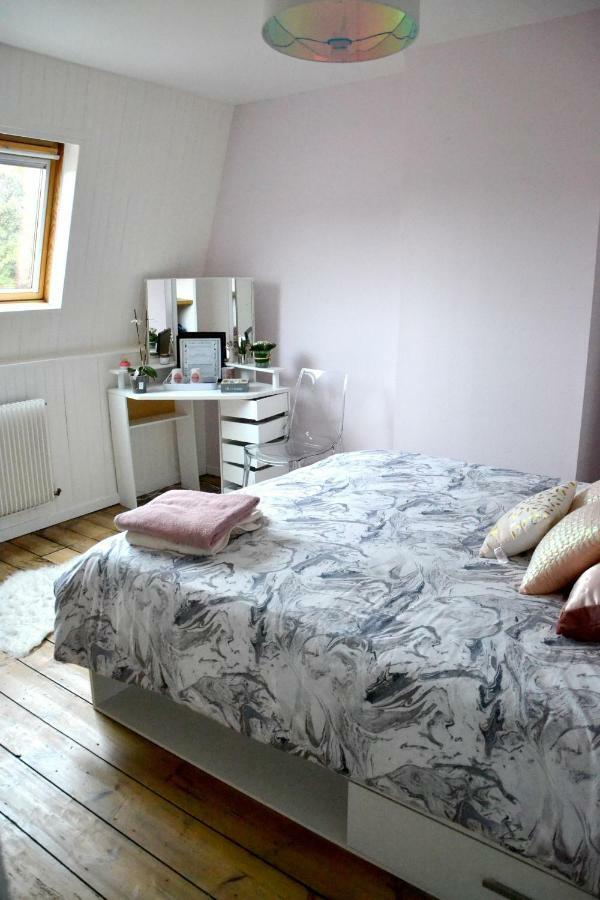 Chambre D 'Hotes Chez Manon Et Hugo Béthune Esterno foto